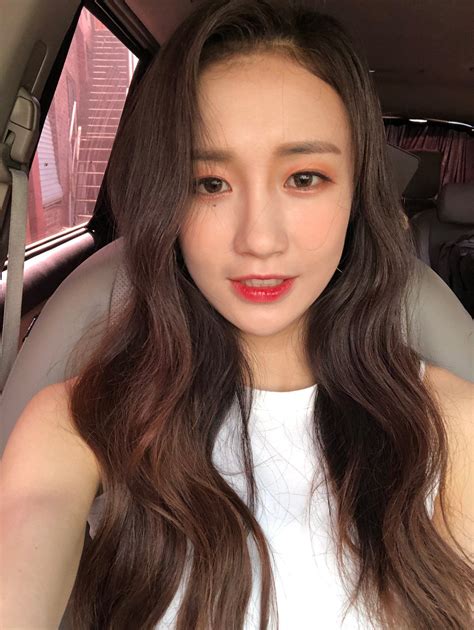 Korean Slut 지은 알몸 ️ .